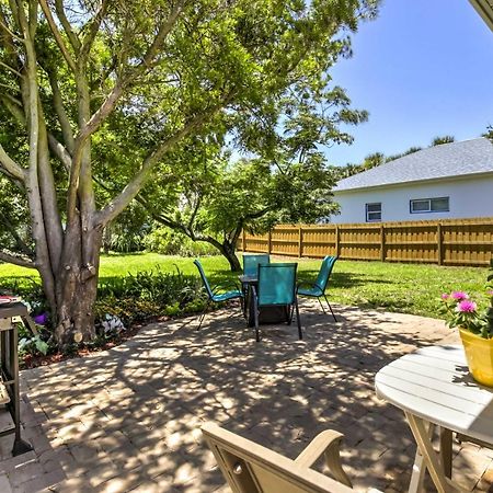 New Smyrna Beach Abode With Fire Pit, Walk To Beach! Eksteriør bilde
