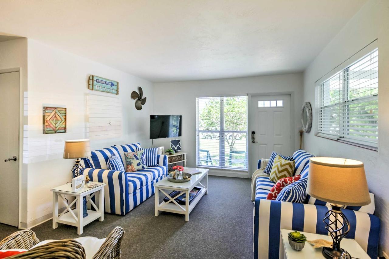 New Smyrna Beach Abode With Fire Pit, Walk To Beach! Villa Eksteriør bilde