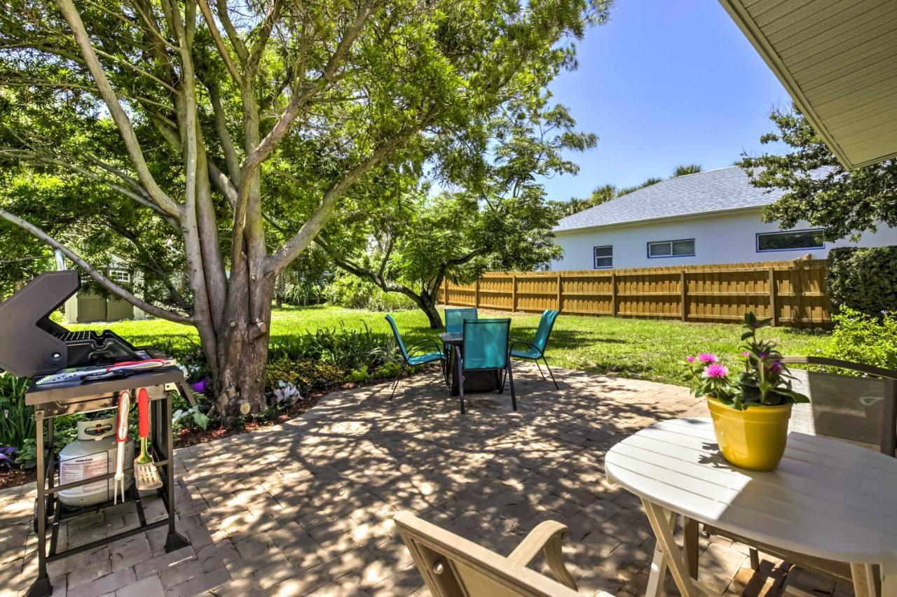 New Smyrna Beach Abode With Fire Pit, Walk To Beach! Eksteriør bilde